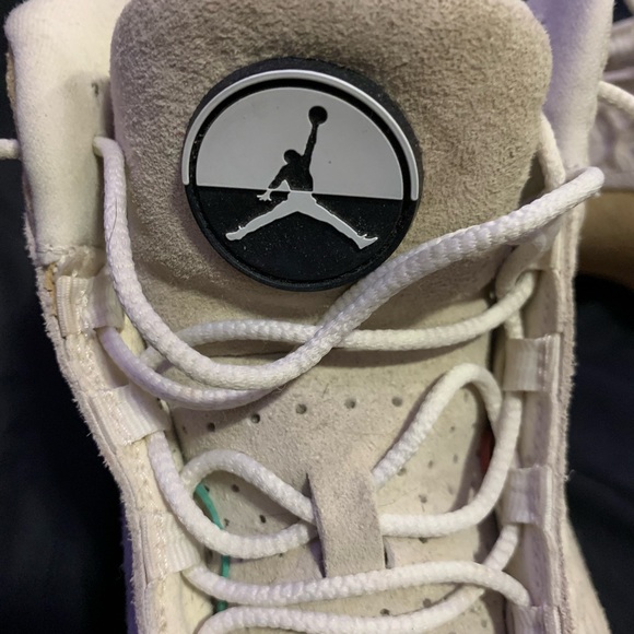 NIKE RETRO JORDAN 13- CHINESE NEW YEAR 2020 SPECIAL COIN DESIGN (CW4409-100) - Picture 6 of 16